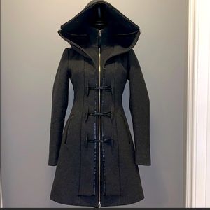Mackage Wool Coat w leather Trim & removable hood - XS